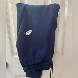 Nike Tech Joggers, Size M Mens